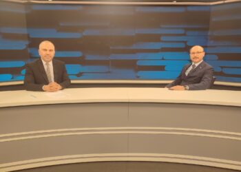 Geylan: Ağzı Olan Konuşmasın, Eğitim Dili Türkçe’dir!