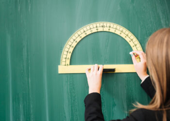 Mülakat Liyakati Katleder, Ehliyeti Öldürür!