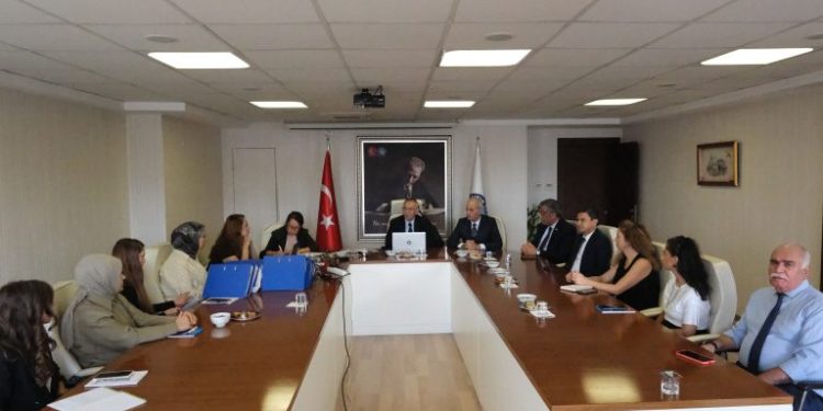 KALİTE YÖNETİMİNDE TÜRK EĞİTİM SEN FARKI