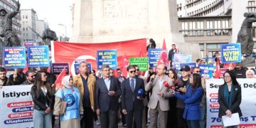 TÜRK EĞİTİM SEN ATAMASI YAPILMAYAN ÖĞRETMENLERİN EYLEMİNE DESTEK VERDİ.