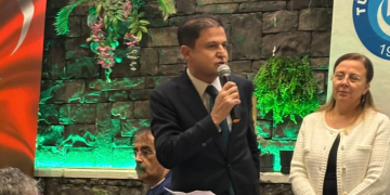 ÖĞRETMENLERİMİZE EK DERS ZAMMI ŞART!