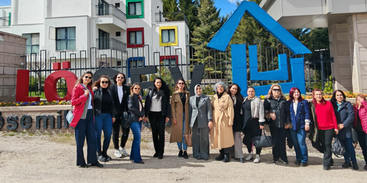 TÜRK EĞİTİM SEN MERKEZ KADIN KOMİSYONLARI LÖSEV’i ZİYARET ETTİ